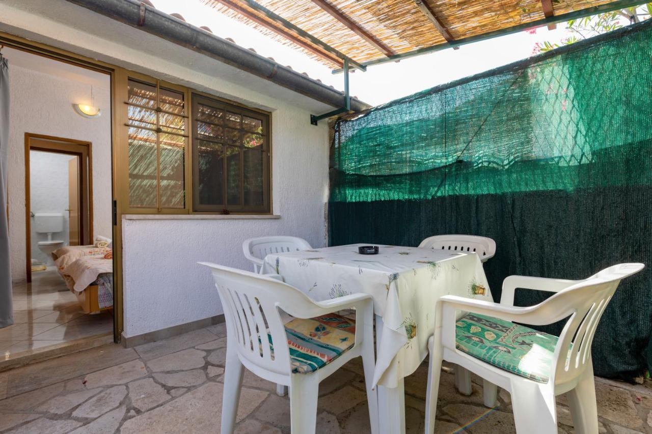 Apartments And Room Pergola Ρόβινι Εξωτερικό φωτογραφία