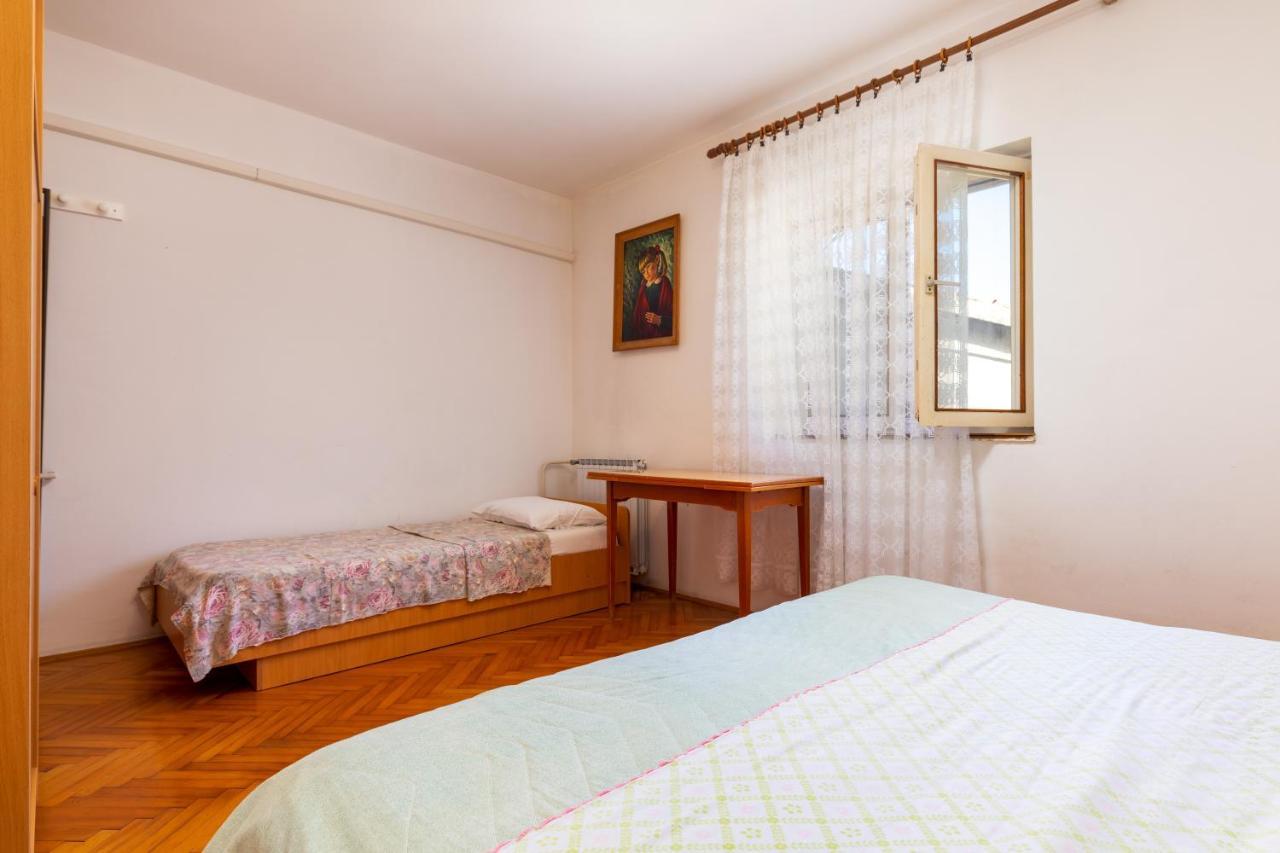 Apartments And Room Pergola Ρόβινι Εξωτερικό φωτογραφία